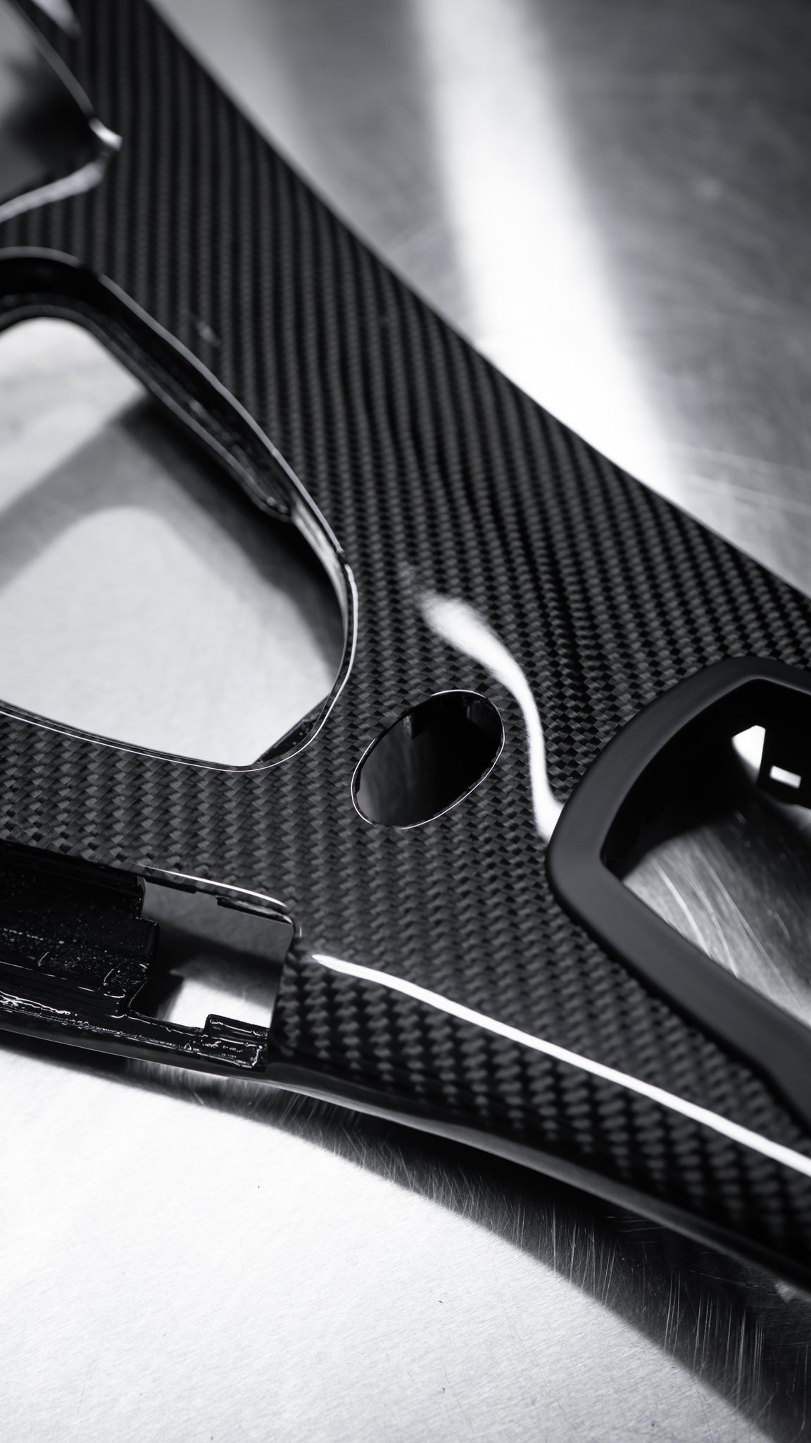 E9x M3 Carbon Center Console – EuroConnex