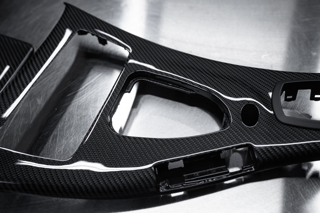 E9x M3 Carbon Center Console – EuroConnex