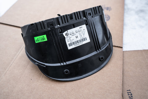 Gauge Cluster (E9x M3)