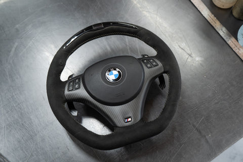 Carbon Steering Wheel Trim (E9x M3)