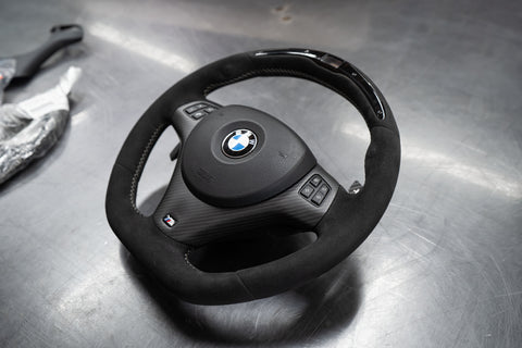Carbon Steering Wheel Trim (E9x M3)