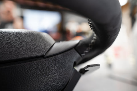 Carbon Steering Wheel Trim (E9x M3)