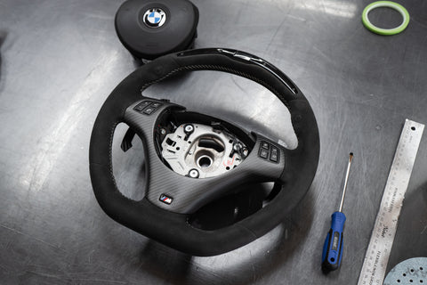 Carbon Steering Wheel Trim (E9x M3)