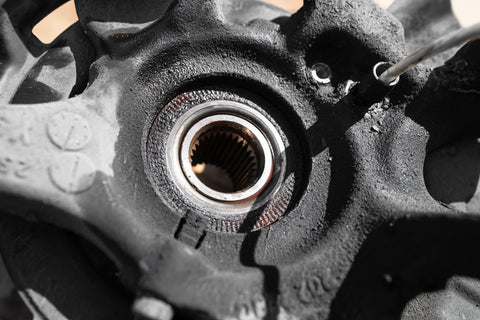 Left Rear Knuckle & Hub (E9x M3)