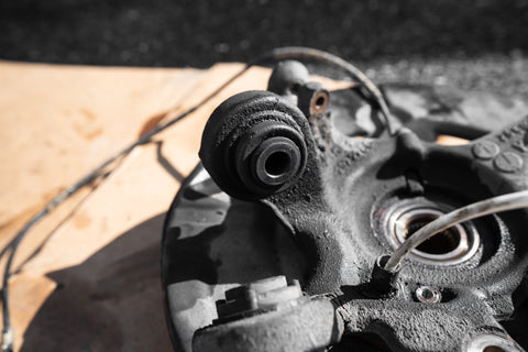 Left Rear Knuckle & Hub (E9x M3)