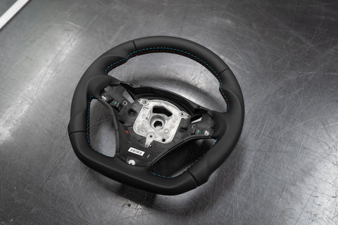 E9X M3 & 1M Flat Bottom M Technic Steering Wheel