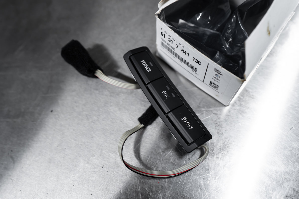 Center Console Buttons (E9x M3) – EuroConnex