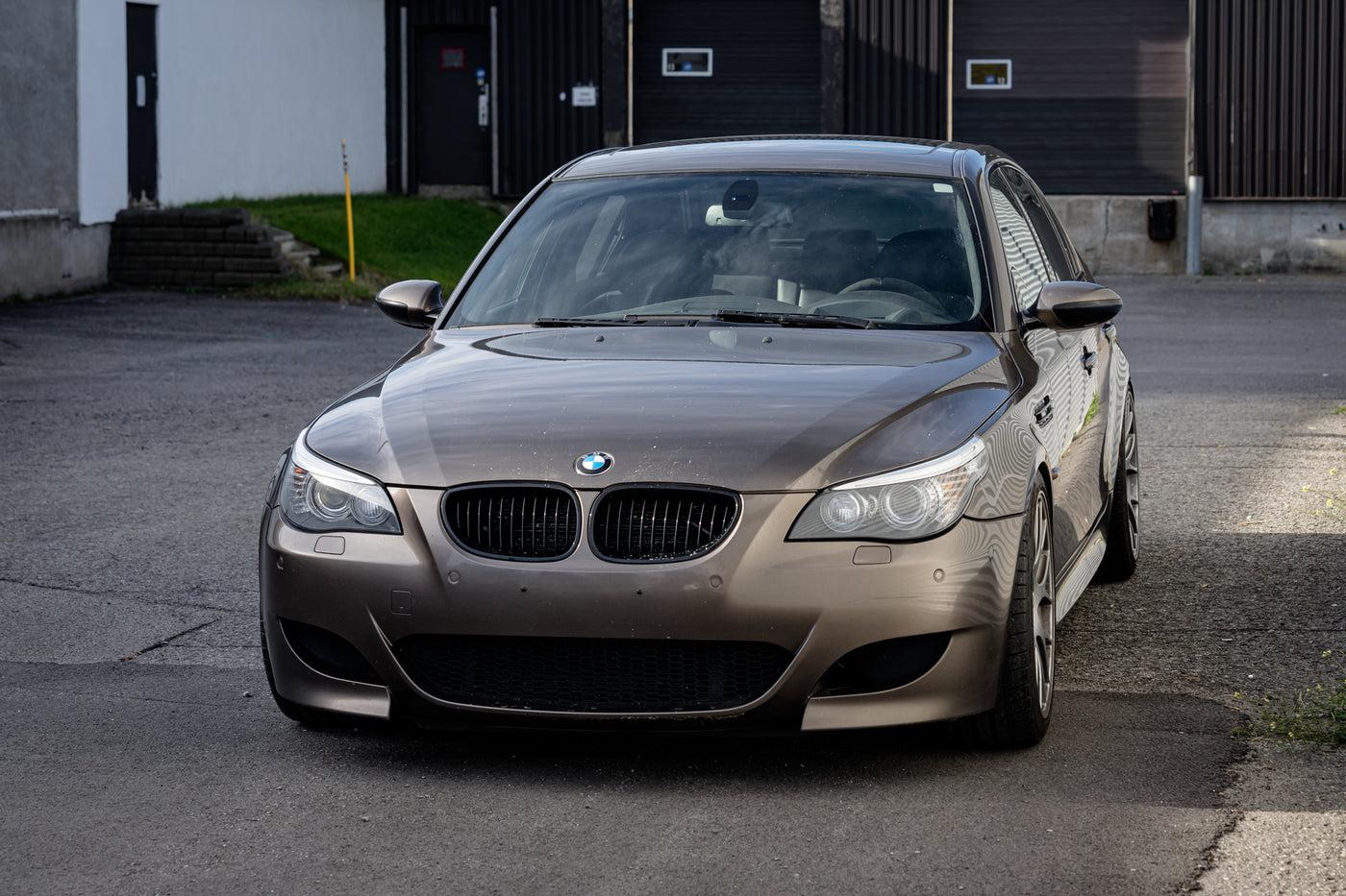 If BMW M Performance was a thing in 2005: E60 M5 Carbon Interior –  EuroConnex