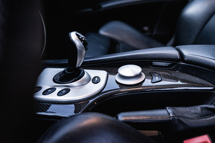 V10 E60 M5 & E63 M6 Carbon Center Console – EuroConnex