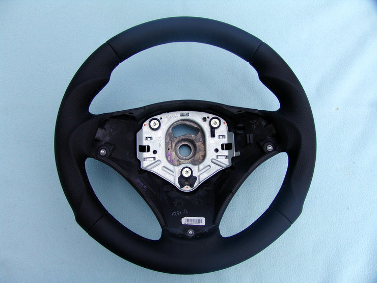 E9X M3 & 1M Round M Technic Steering Wheel